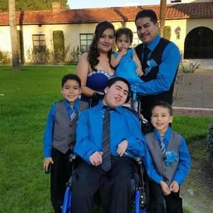 Meet your Posher, Lupe